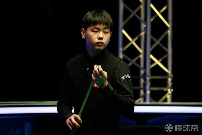 常暴露出两 常暴露出两